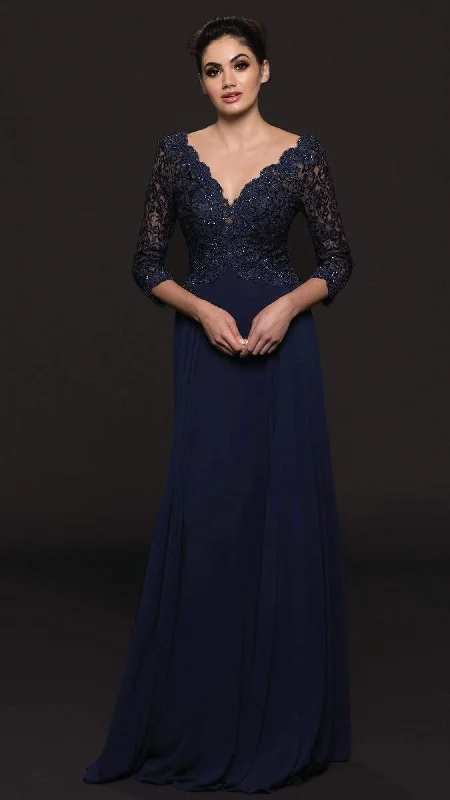 Prom dresses with pom - pom - decorated hems and cotton - blend fabrics for a playful and comfortable formal styleMarsoni by Colors - Quarter Sleeve Scalloped Lace Gown M225