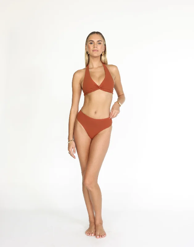 Women's Long - Sleeve Rash Guard Swim Tops in Black for Sun Protection and SurfingBeni Bikini Top (Paprika) Women's Long - Sleeve Rash Guard Swim Tops in Black for Sun Protection and SurfingBeni Bikini Top (Paprika)