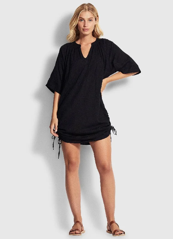 Knee - length cover ups for a versatile and practical beachwear optionCrinkle Cotton Cover Up - Black Knee - length cover ups for a versatile and practical beachwear optionCrinkle Cotton Cover Up - Black