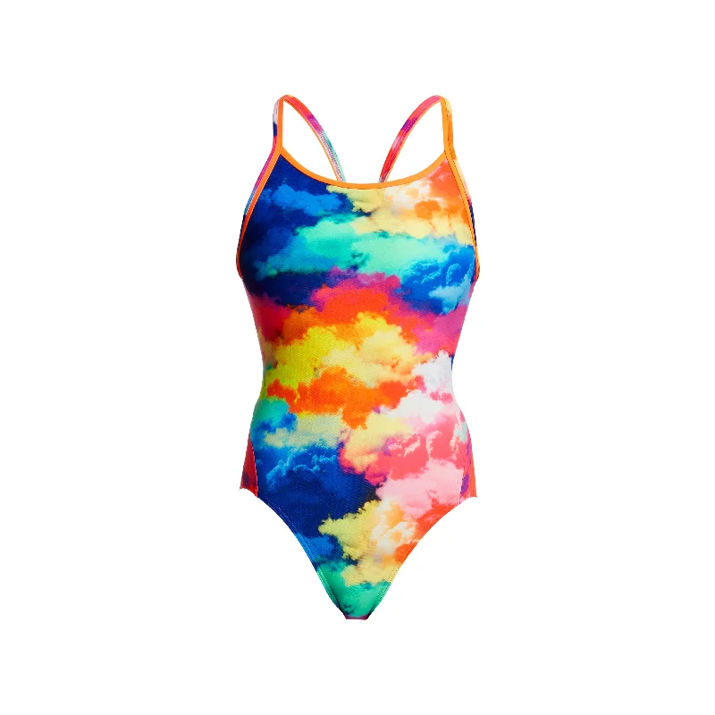 Striped women swimwear with a classic pattern for a timeless beach lookCUMULUS | LADIES DIAMOND BACK ONE PIECE Striped women swimwear with a classic pattern for a timeless beach lookCUMULUS | LADIES DIAMOND BACK ONE PIECE
