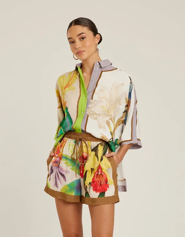 One - size - fits - all cover ups for convenient and hassle - free shoppingDrawstring Floral Short, Carres One - size - fits - all cover ups for convenient and hassle - free shoppingDrawstring Floral Short, Carres
