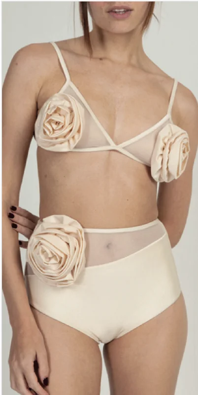 Tie - side bikini bottoms for an adjustable and stylish fitNadia Bikini Bottom Off-White