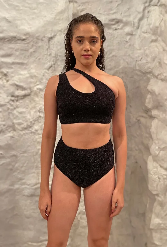 Women's High - Neck Swim Tops in Navy with Zipper for a Sleek and Sporty LookNN Armour Top Women's High - Neck Swim Tops in Navy with Zipper for a Sleek and Sporty LookNN Armour Top