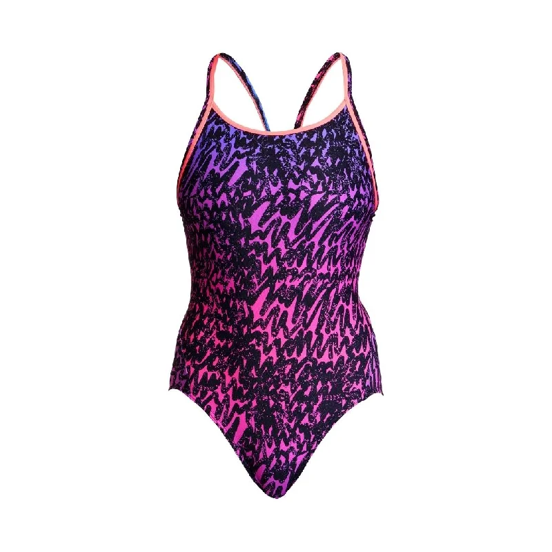 Striped women swimwear with a classic pattern for a timeless beach lookSpray Cool | Ladies Diamond Back One Piece Striped women swimwear with a classic pattern for a timeless beach lookSpray Cool | Ladies Diamond Back One Piece